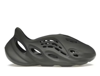 Yeezy Foam RNNR Carbon