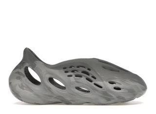 Yeezy Foam RNR MX Granite